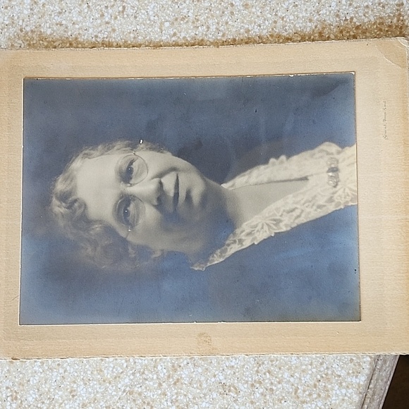 Vintage Photographs 1949 & Earlier - Picture 4 of 14